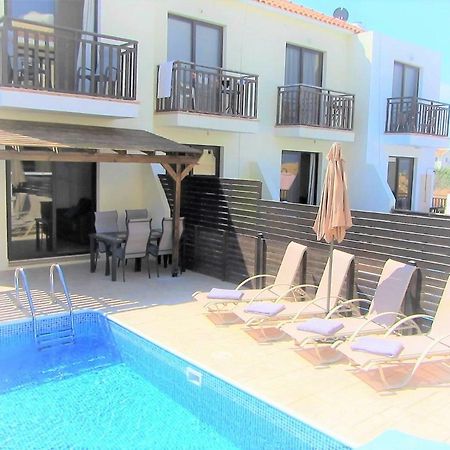 Villa Jade Paralimni Luaran gambar