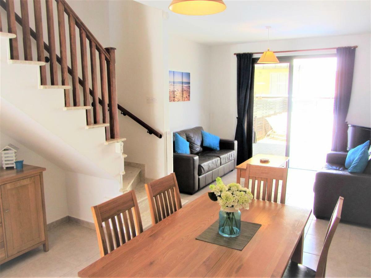 Villa Jade Paralimni Luaran gambar
