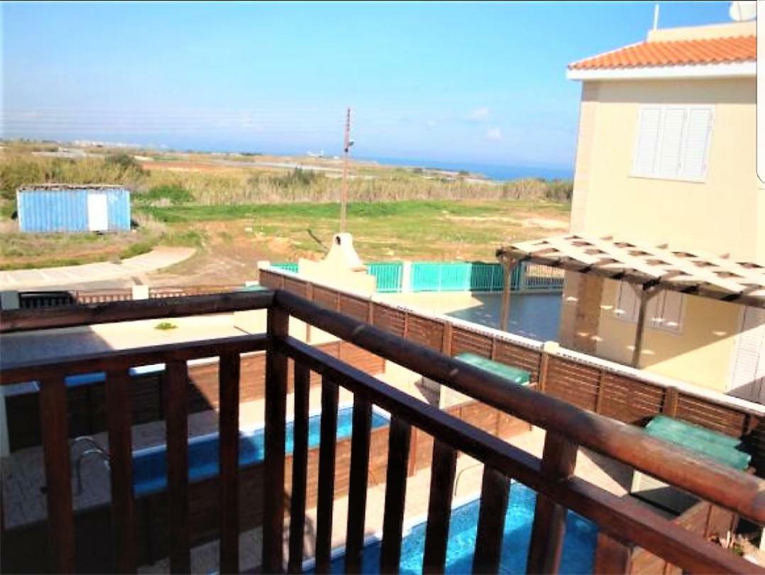 Villa Jade Paralimni Luaran gambar