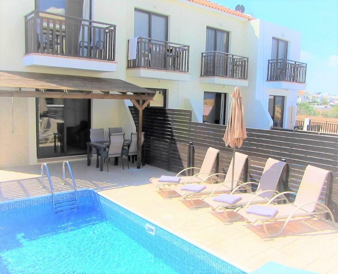Villa Jade Paralimni Luaran gambar